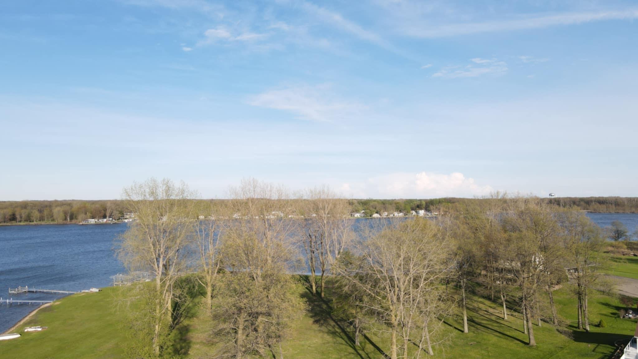 566 Angler Avenue Coldwater, MI 49036 - Photo 5 of 40 Messenger_creation_427FC1E2-7BBD-46FA-BB