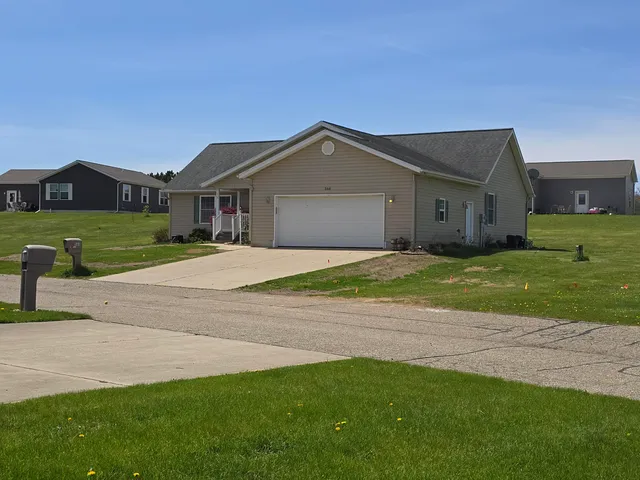 $320,000 | 566 Angler Avenue, Coldwater, MI 49036