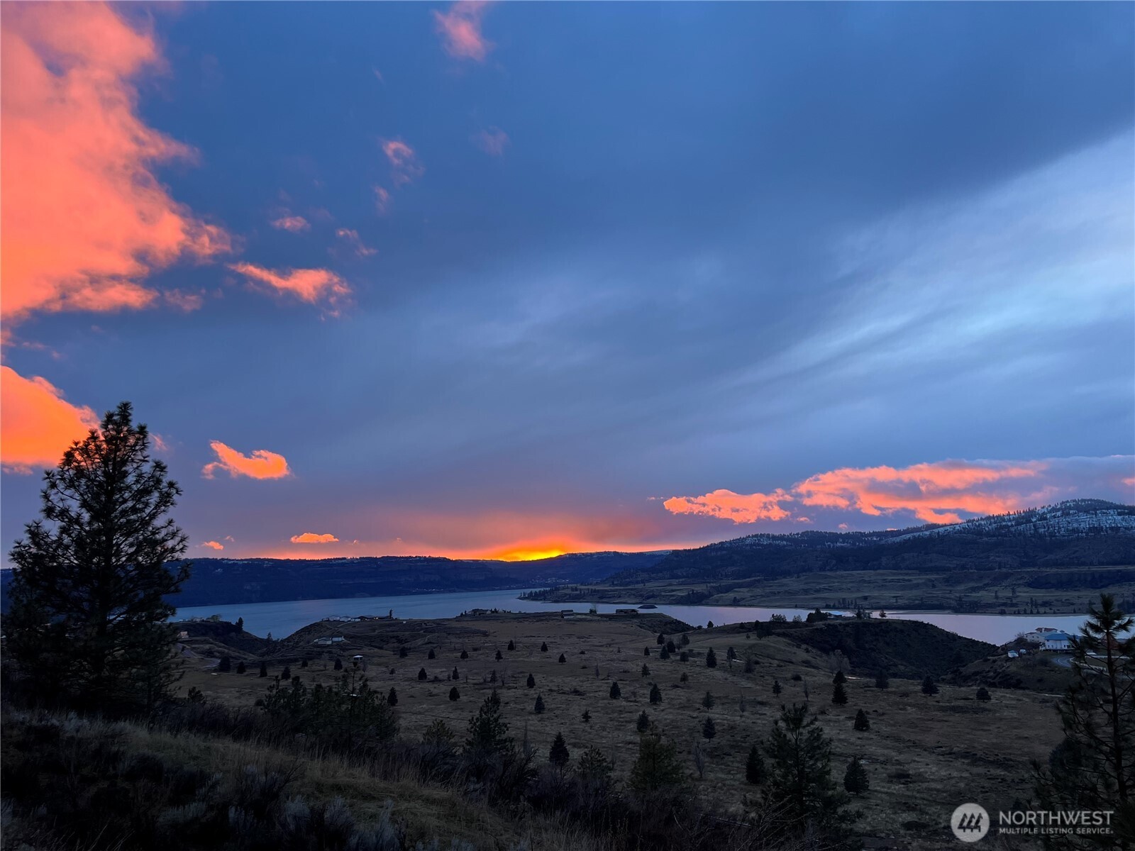 0 Miles Creston Road North, Unit LOT 6 Davenport, WA 99122 - Photo 4 of 14 a view of sunset and a yard