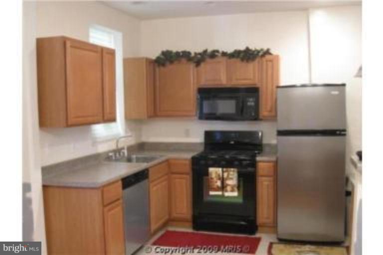 3707 Belair Road, Unit 3707 Baltimore, MD 21213 - Photo 6 of 10 Kitchen