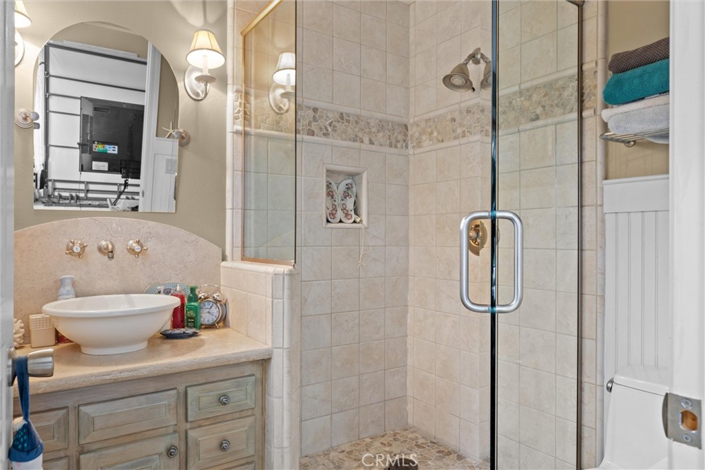 1981 Benson Avenue Cambria, CA 93428 - Photo 14 of 35 Ensuite bathroom for bedroom off kitchen.