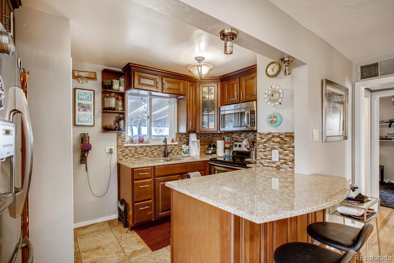823 Poplar Street Denver, CO 80220 - Photo 9 of 28