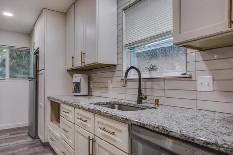 $325,000 | 2212 Kevin Court, Irving, TX 75060