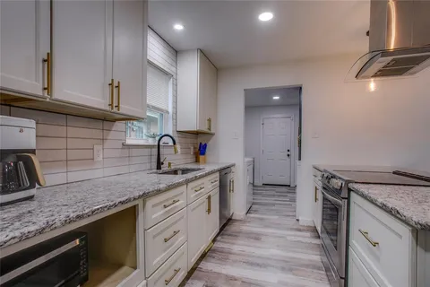 $325,000 | 2212 Kevin Court, Irving, TX 75060