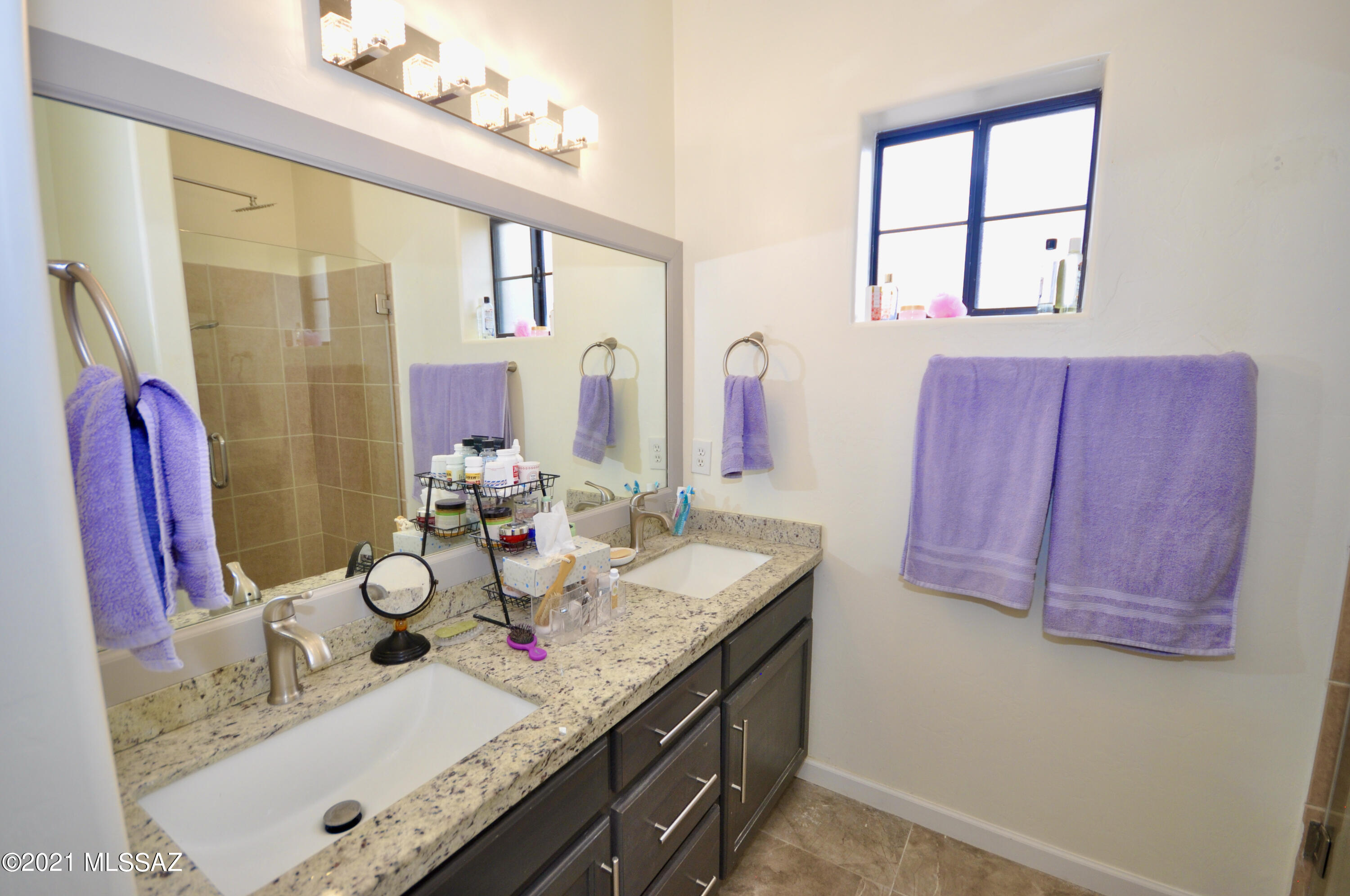 1204 Noche Court Rio Rico, AZ 85648 - Photo 8 of 26