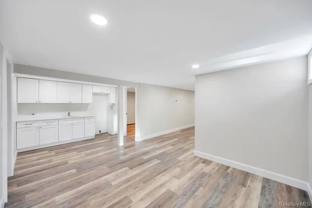 $650,000 | 16 Columbus Avenue, Brentwood, NY 11717