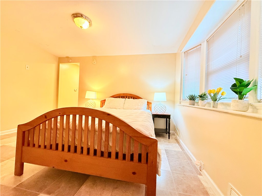 936 Monroe Avenue Rochester, NY 14620 - Photo 9 of 10