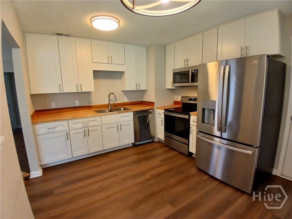 2030 Rushing Street Richmond Hill, GA 31324 - Photo 5 of 17