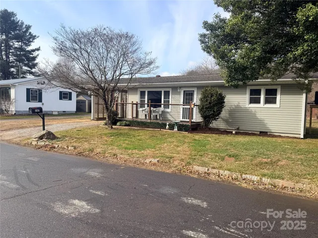 $255,000 | 187 Harris Street, Waynesville, NC 28786