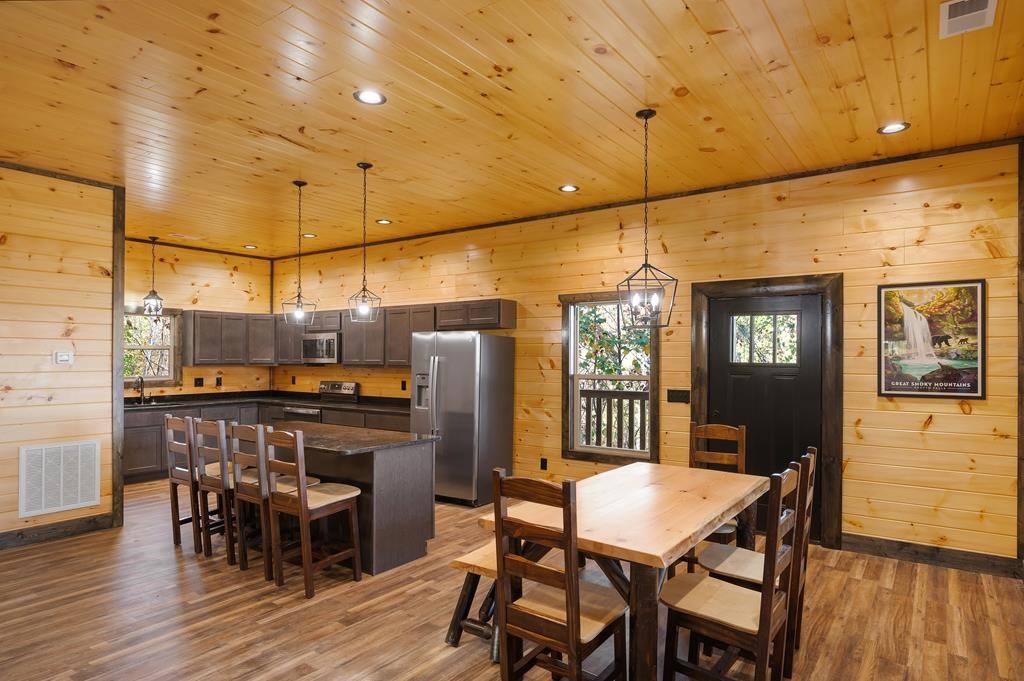908 Crooked Ridge Road Gatlinburg, TN 37738 - Photo 14 of 60 Gallery Image 14