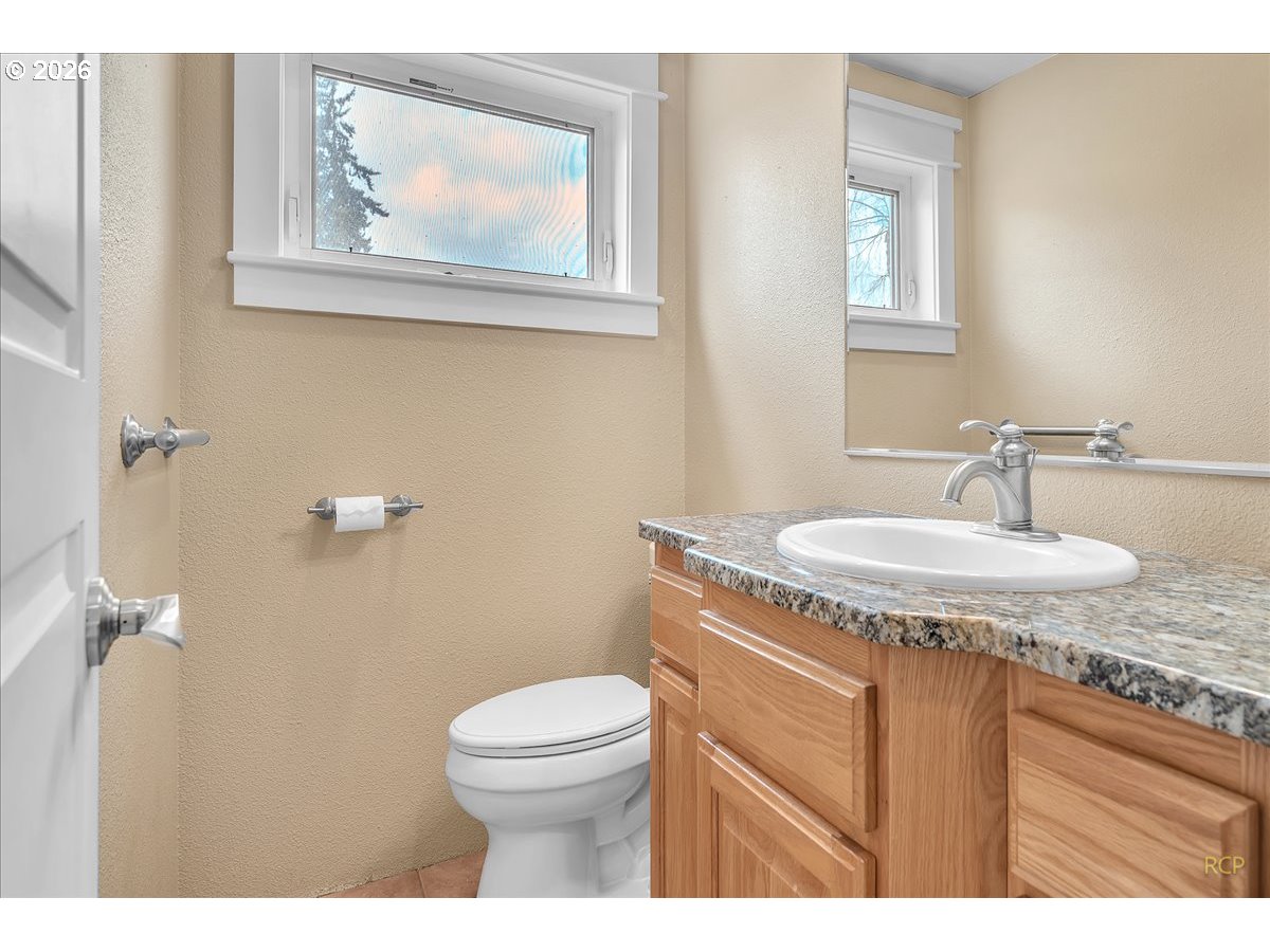 34418 Berg Road Warren, OR 97053 - Photo 10 of 39