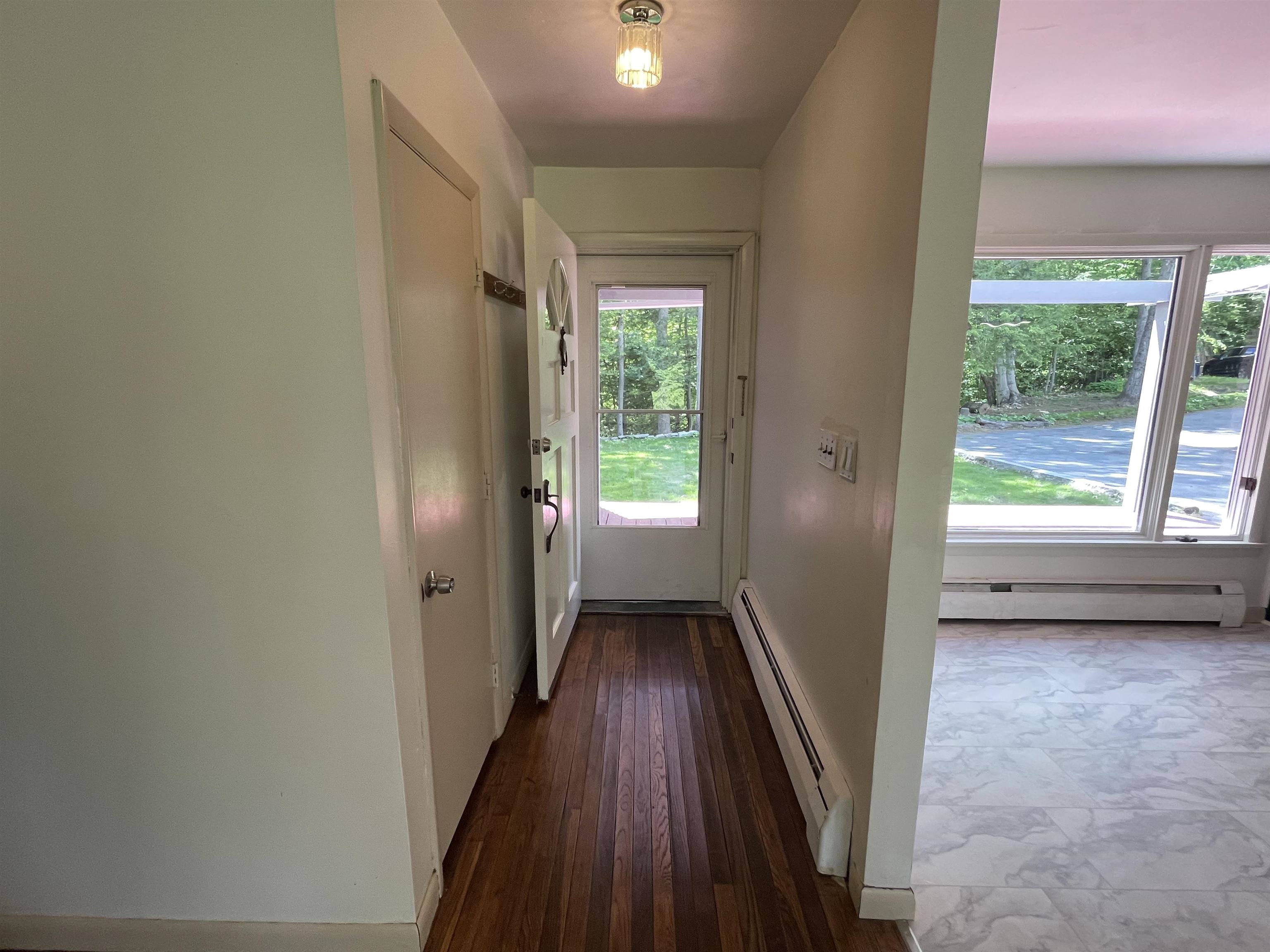 10 Bryant Court Rockingham, VT 05101 - Photo 5 of 48