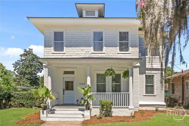 $525,000 | 1228 East 31st Street, Savannah, GA 31404