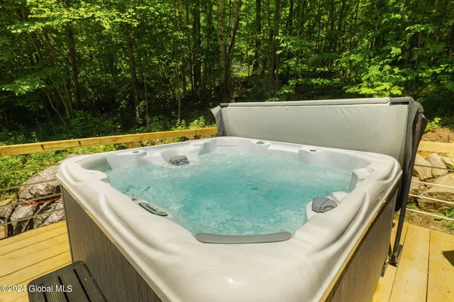 $479,000 | 376 West Hague Road, Hague, NY 12836