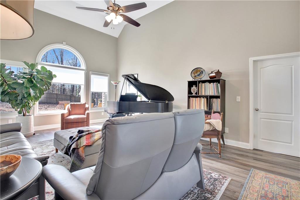 12 Smokey Ridge Court Newnan, GA 30263 - Photo 11 of 76