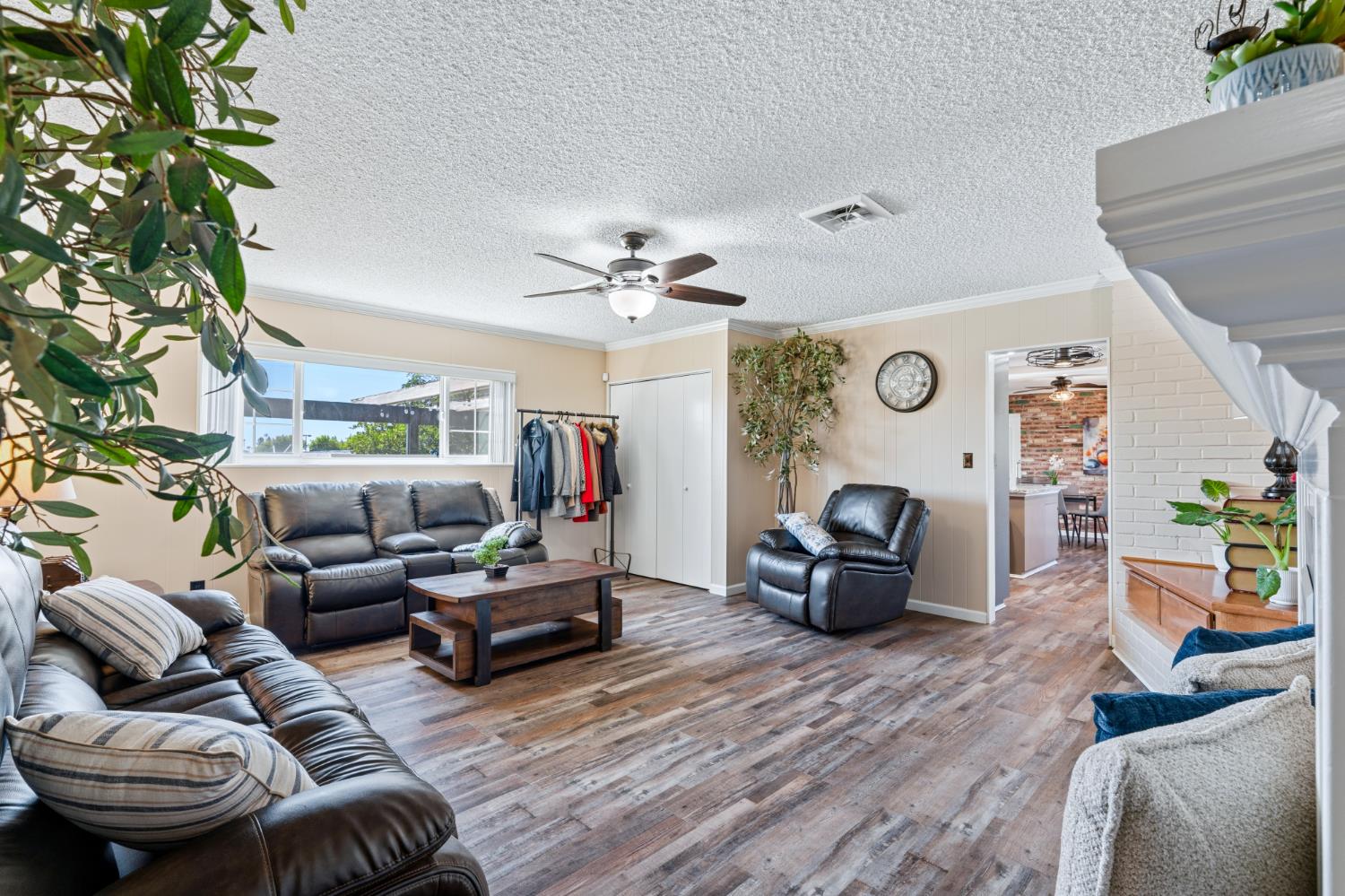 231 South Austin Road Manteca, CA 95336 - Photo 15 of 39