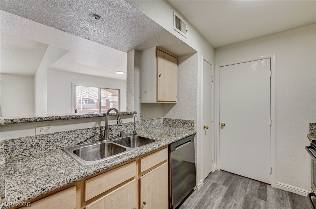 8101 West Flamingo Road, Unit 2179 Las Vegas, NV 89147 - Photo 12 of 36 Gallery Image 12