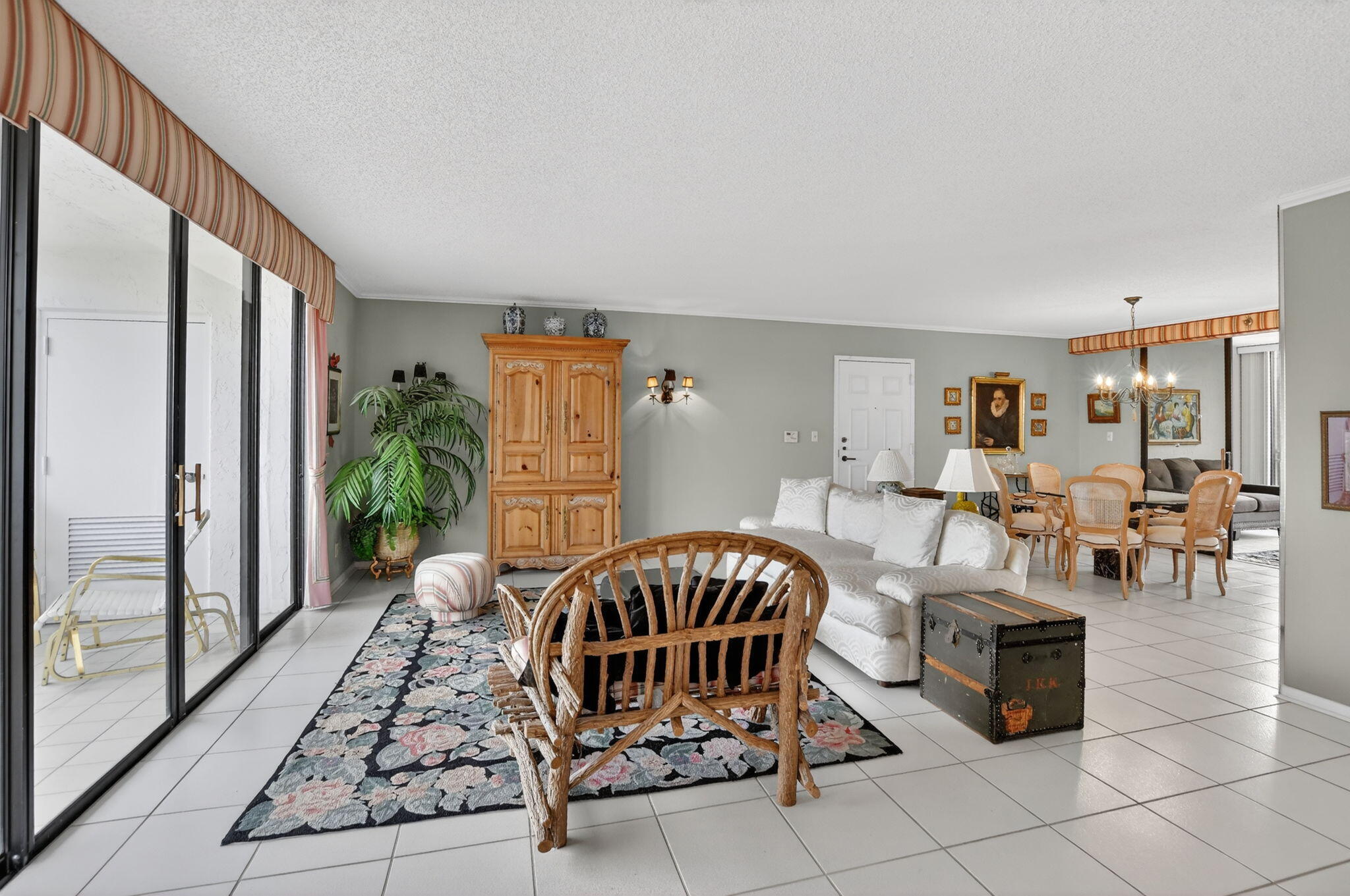 7170 Promenade Drive, Unit 401 Boca Raton, FL 33433 - Photo 10 of 40 Living area