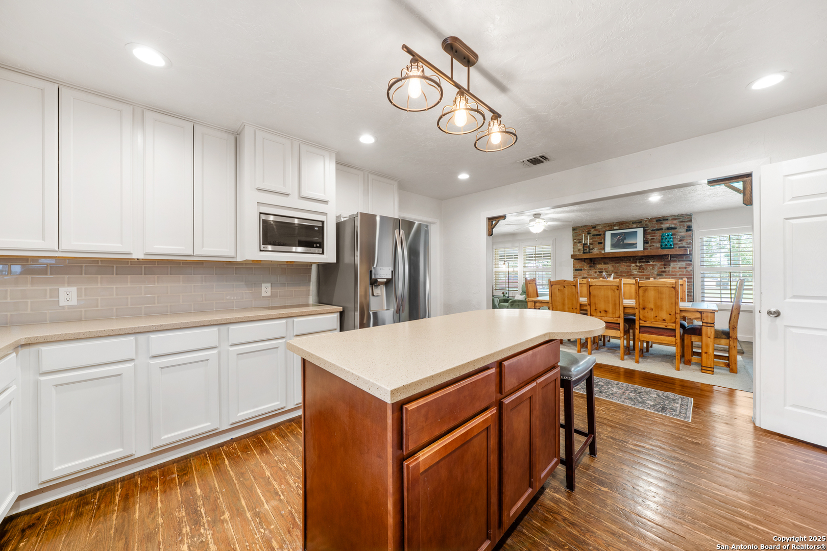 908 29th Street Hondo, TX 78861 - Photo 12 of 37