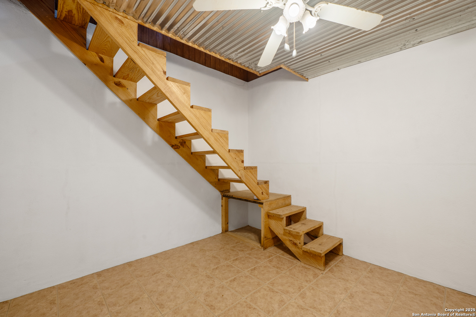 908 29th Street Hondo, TX 78861 - Photo 24 of 37