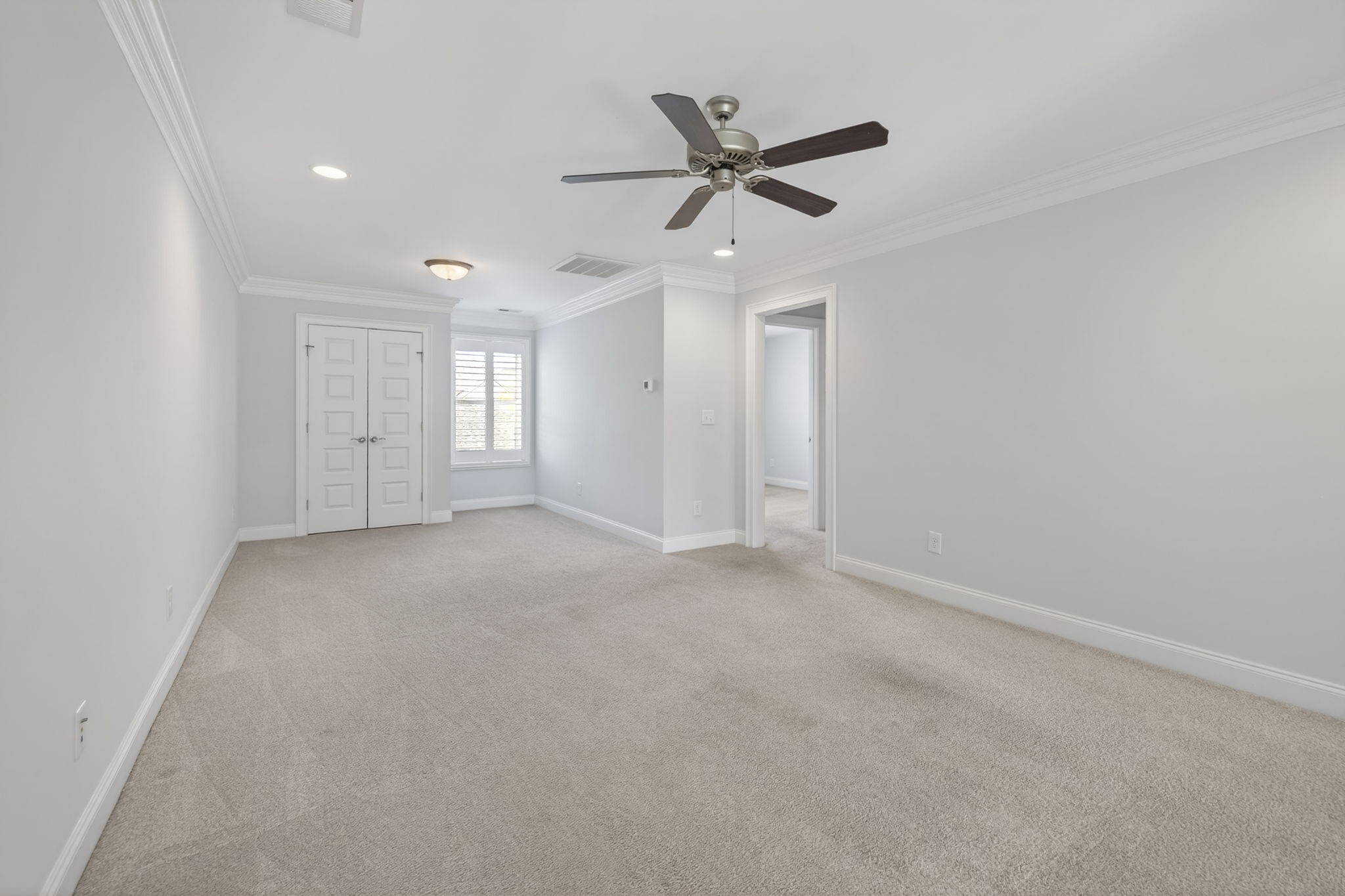 3062 Cheever Street Franklin, TN 37064 - Photo 33 of 51 a view of a livingroom with a ceiling fan & windows