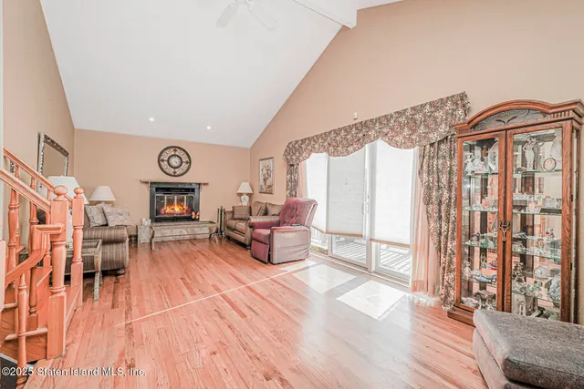 $988,000 | 116 Woehrle Avenue | Greenridge