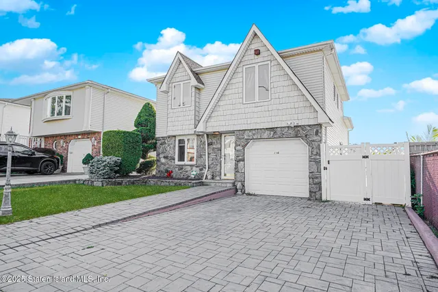 $988,000 | 116 Woehrle Avenue | Greenridge