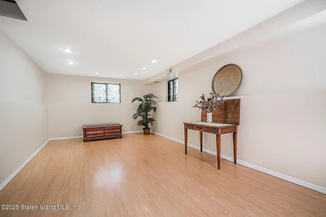 $988,000 | 116 Woehrle Avenue | Greenridge