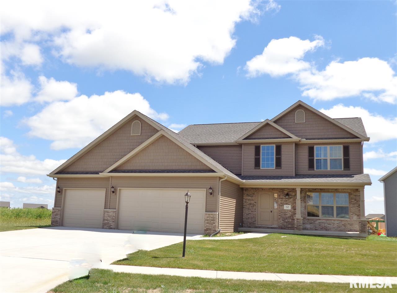 737 Labrador Way Washington, IL 61571 - Photo 1 of 22 Gallery Image 1