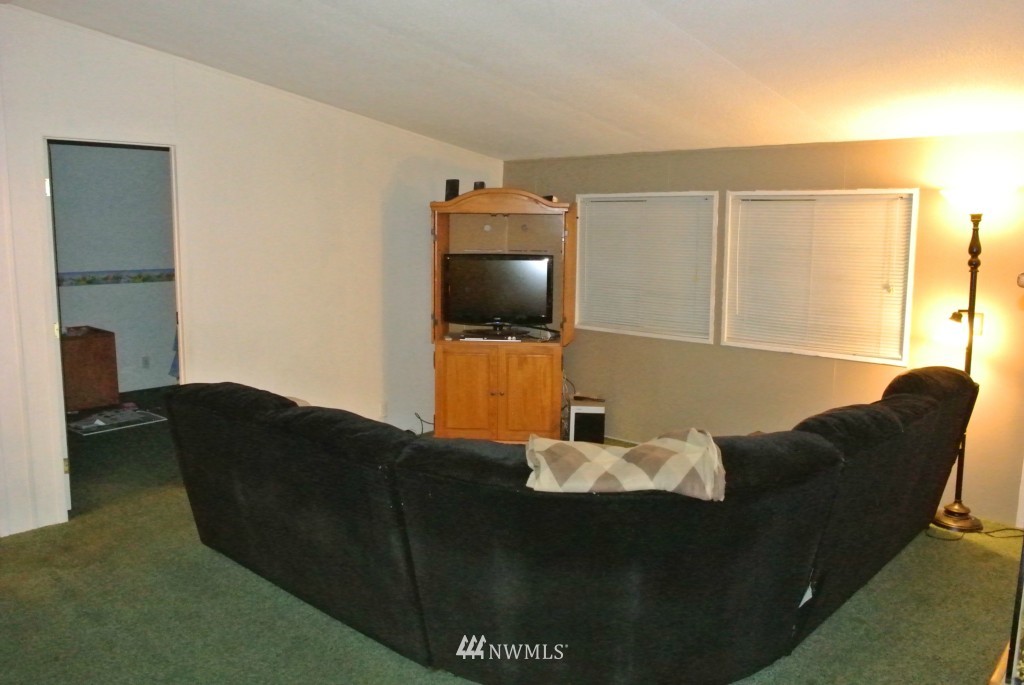 178 Hall Road Silverlake, WA 98645 - Photo 2 of 12 Gallery Image 2
