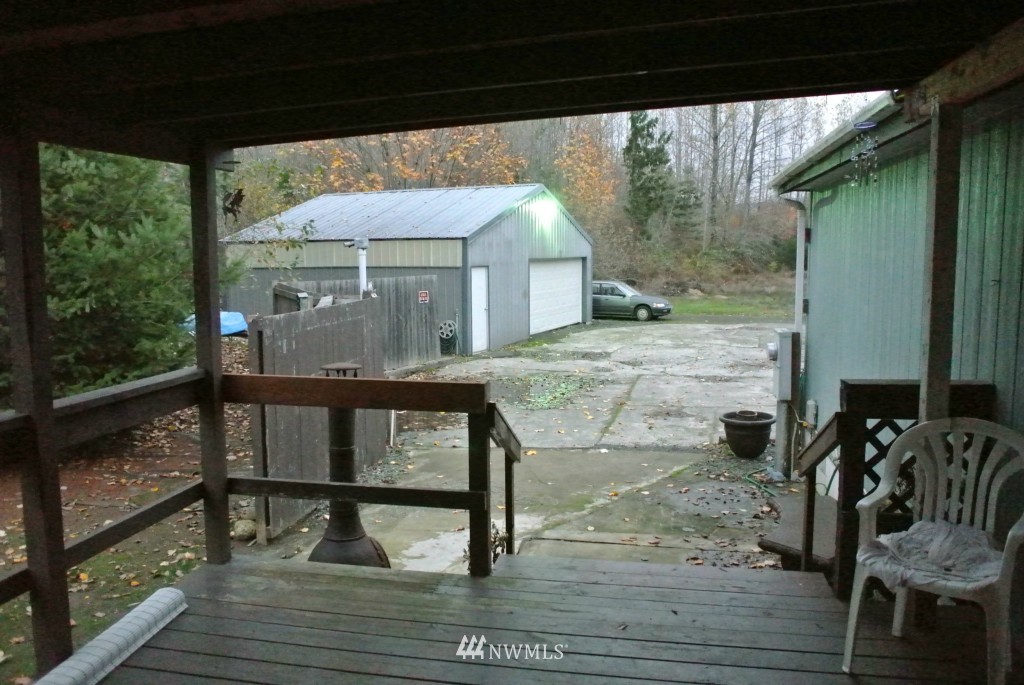 178 Hall Road Silverlake, WA 98645 - Photo 6 of 12 Gallery Image 6