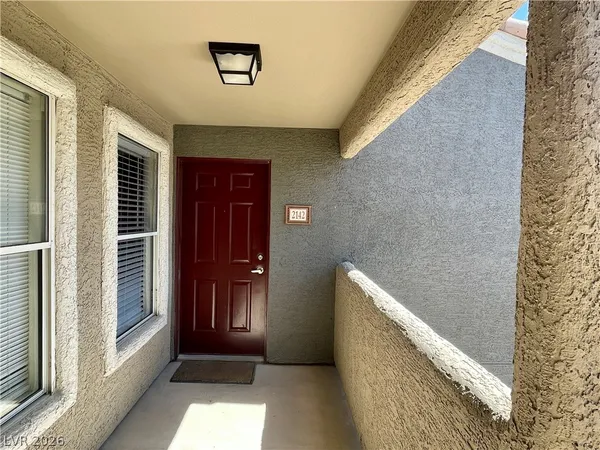 $1,200 | 5055 West Hacienda Avenue, Unit 2142, Las Vegas, NV 89118