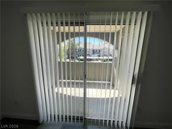 $1,200 | 5055 West Hacienda Avenue, Unit 2142, Las Vegas, NV 89118