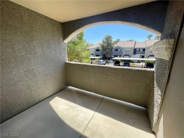 $1,200 | 5055 West Hacienda Avenue, Unit 2142, Las Vegas, NV 89118