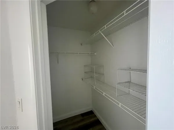 $1,200 | 5055 West Hacienda Avenue, Unit 2142, Las Vegas, NV 89118