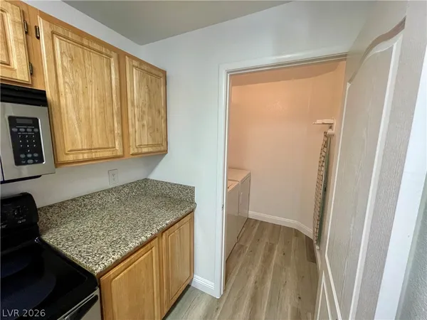 $1,200 | 5055 West Hacienda Avenue, Unit 2142, Las Vegas, NV 89118