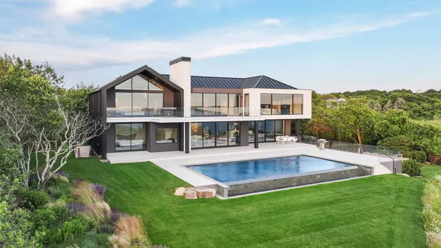 $14,500,000 | 70 Kettle Hole Road, Montauk, NY 11954