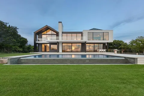 $14,500,000 | 70 Kettle Hole Road, Montauk, NY 11954
