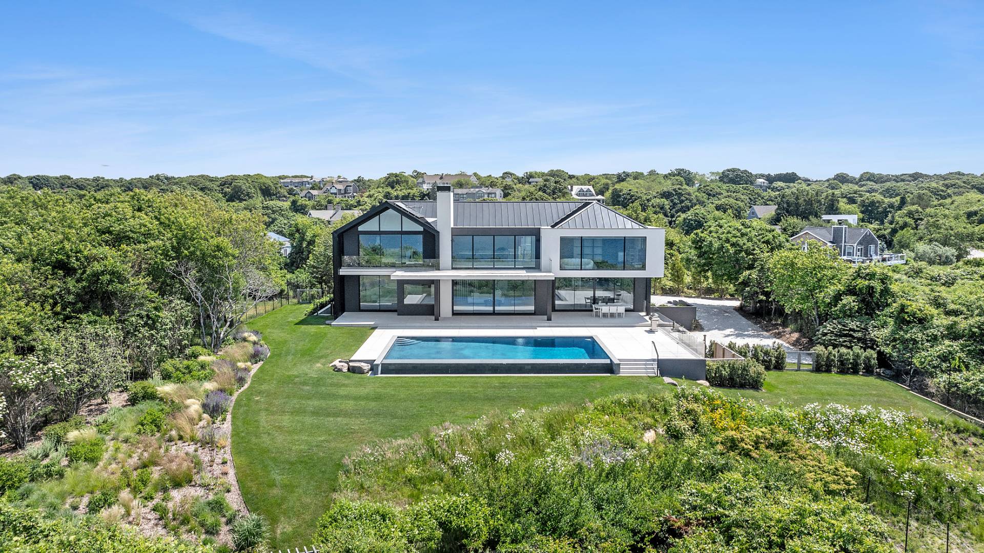 70 Kettle Hole Road Montauk, NY 11954 - Photo 32 of 36