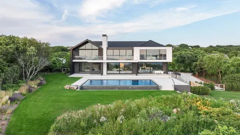 $14,500,000 | 70 Kettle Hole Road, Montauk, NY 11954