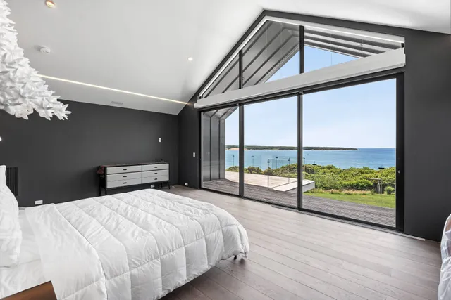 $14,500,000 | 70 Kettle Hole Road, Montauk, NY 11954