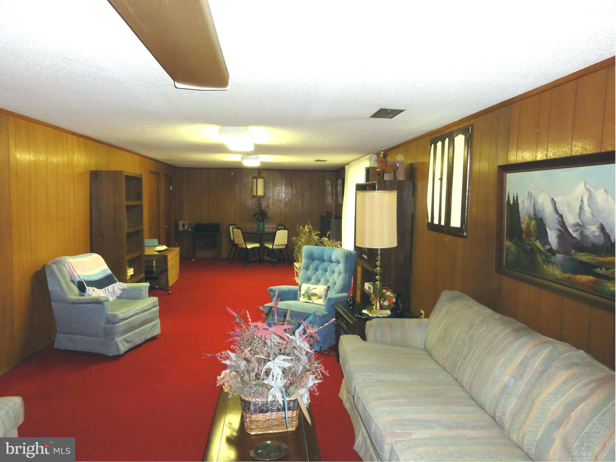 124 Chargeur Road Reisterstown, MD 21136 - Photo 17 of 22 Family Room...another look