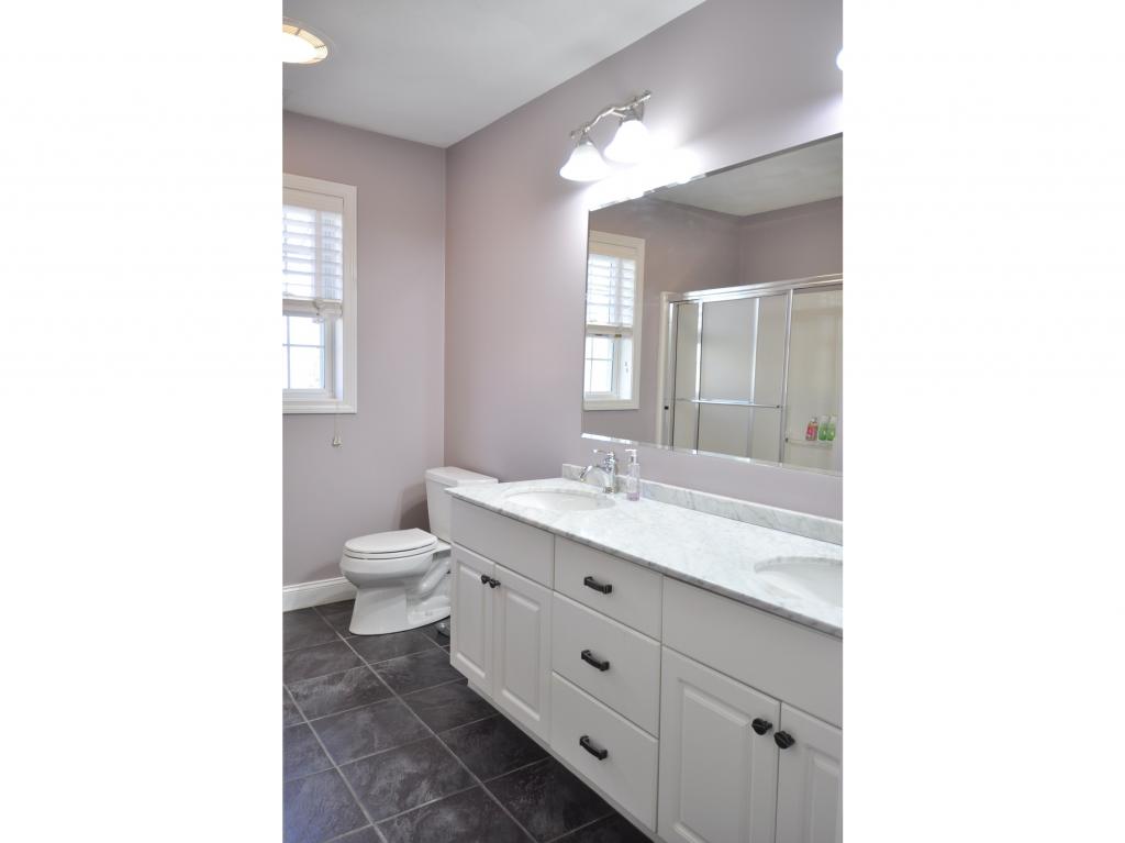 22 Grandview Road Windham, NH 03087 - Photo 21 of 30