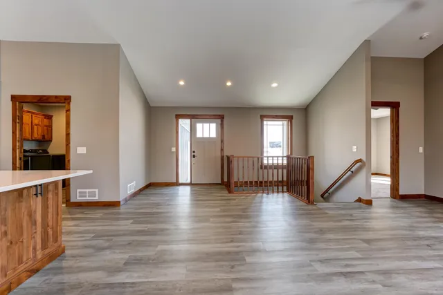 $499,900 | 1637 75th Avenue, Hammond, WI 54015