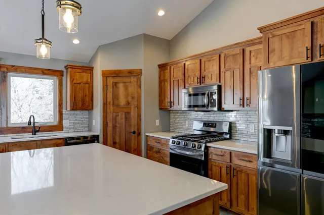 $499,900 | 1637 75th Avenue, Hammond, WI 54015