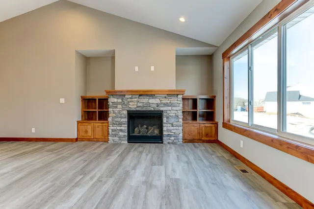 $499,900 | 1637 75th Avenue, Hammond, WI 54015