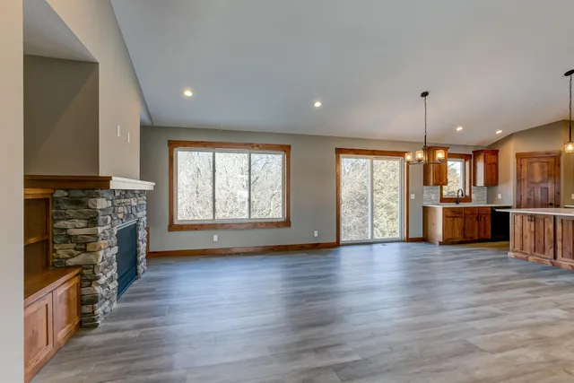 $499,900 | 1637 75th Avenue, Hammond, WI 54015