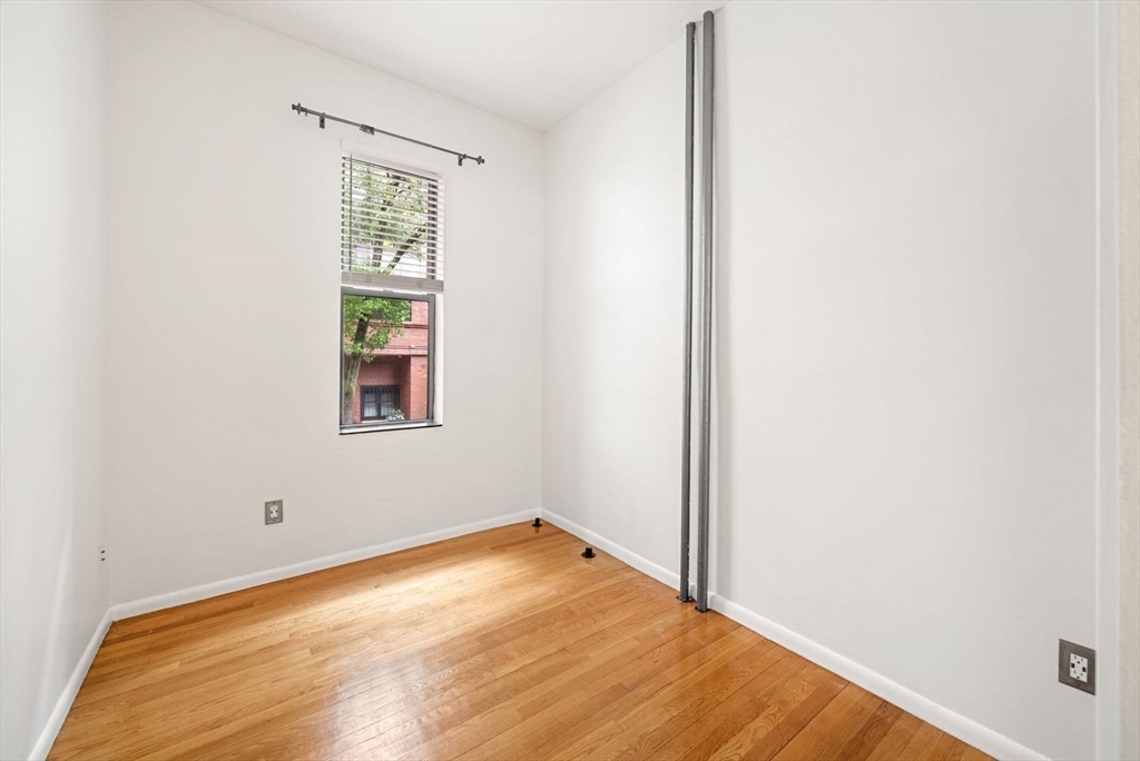 38-40 St Botolph Street, Unit 5 Boston, MA 02116 - Photo 10 of 13