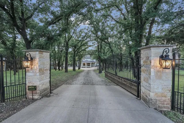 $985,000 | 3367 Crawford Drive, Corinth, TX 76210