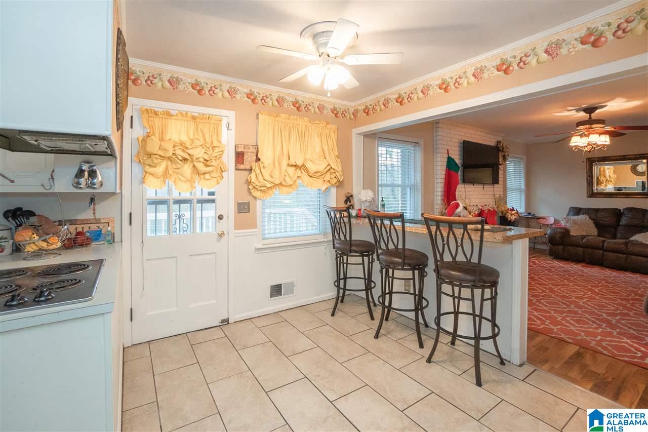 988 Ridgewood Circle Birmingham, AL 35235 - Photo 7 of 35